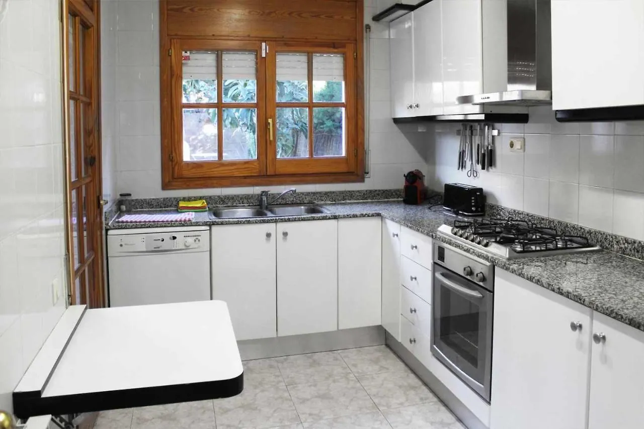 Vacaciones En Maresme Casa Para 7 Personas Sant Iscle De Vallalta 스페인